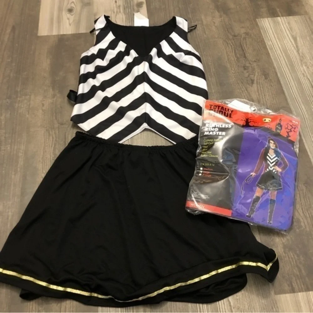 Ringleader Circus Halloween Costume Large - Picture 1 of 5